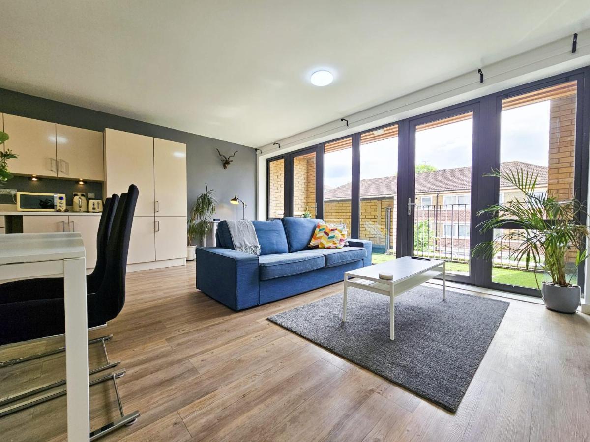 Centrally Located Spacious Flat Near Canary Wharf Λονδίνο Εξωτερικό φωτογραφία
