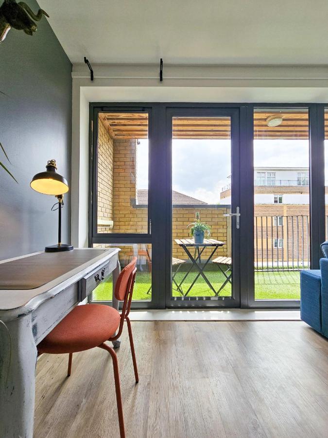 Centrally Located Spacious Flat Near Canary Wharf Λονδίνο Εξωτερικό φωτογραφία